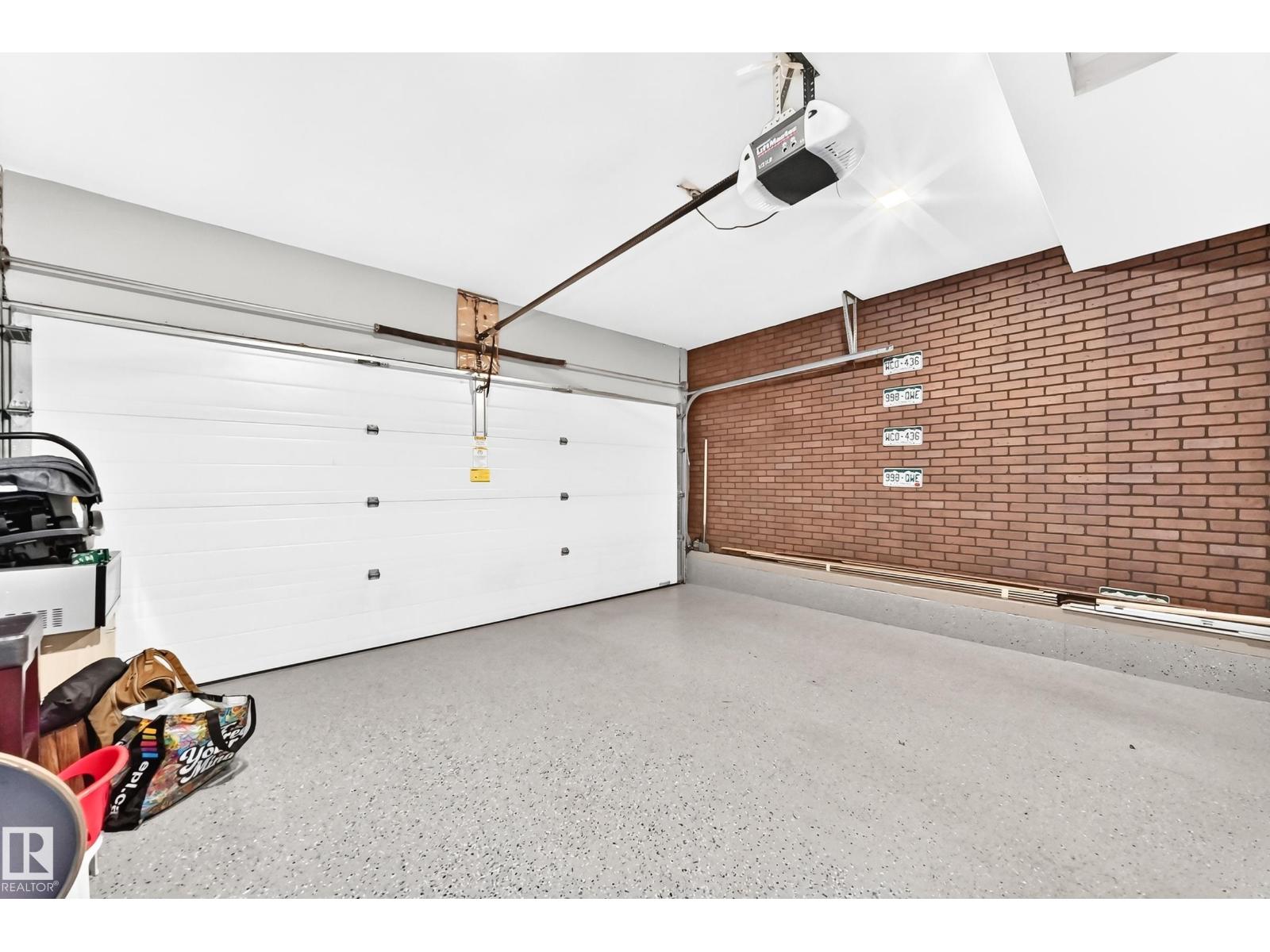17819 8 AV SW - 53
