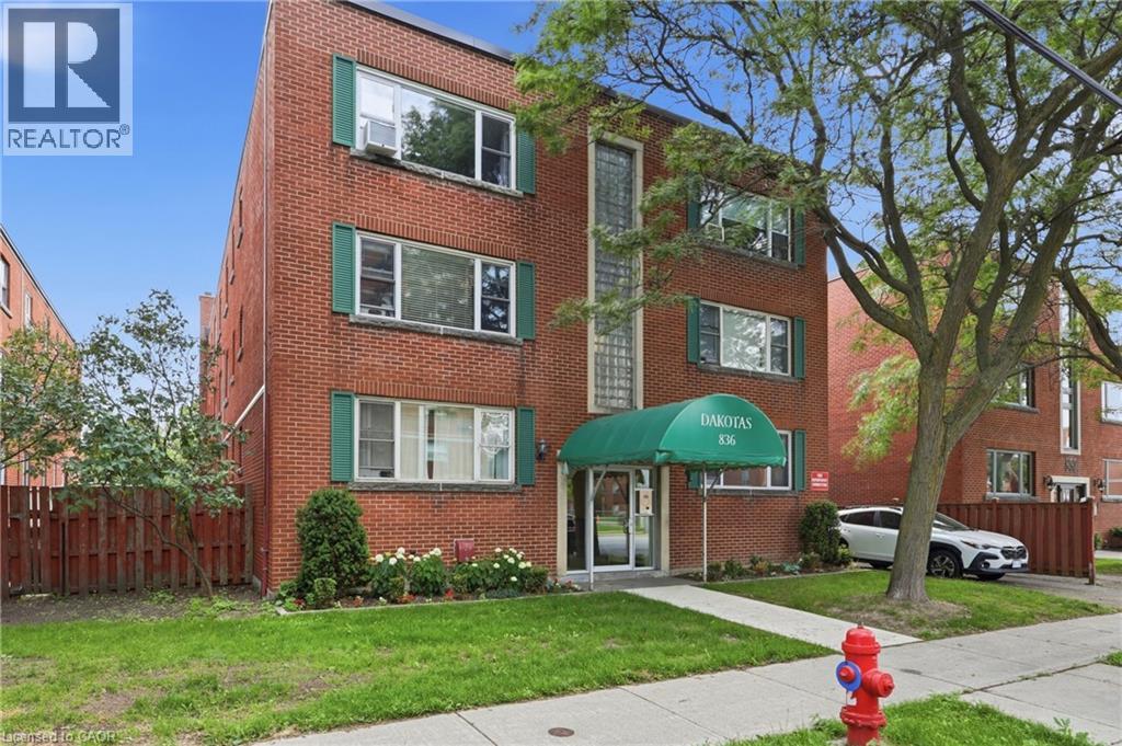 #310 836 CONCESSION Street - 22