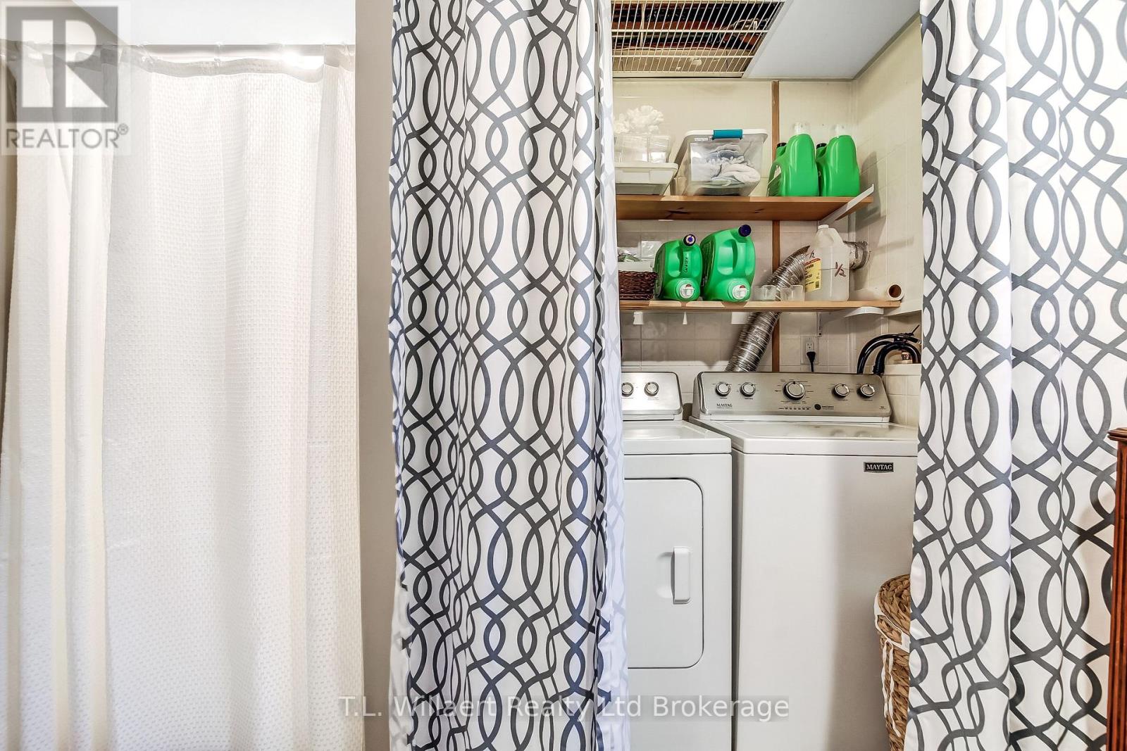 17 POTTERS ROAD - 22
