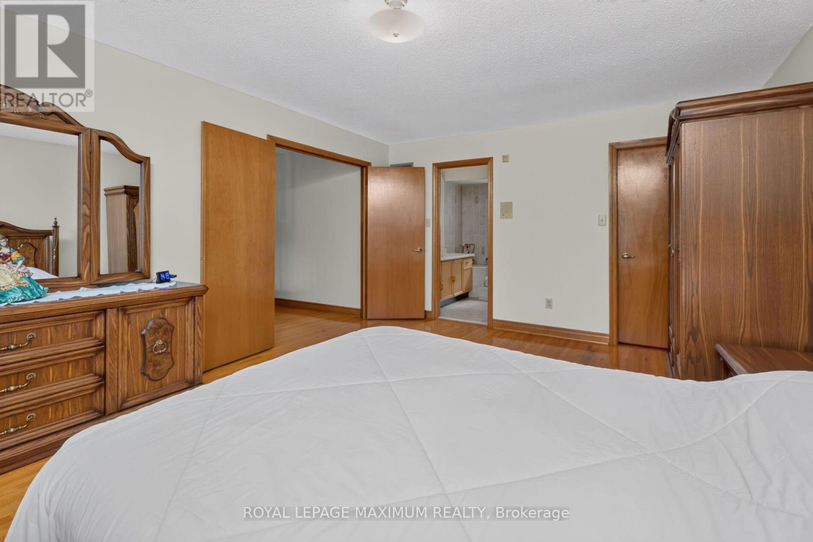 162 WIGWOSS DRIVE - 16
