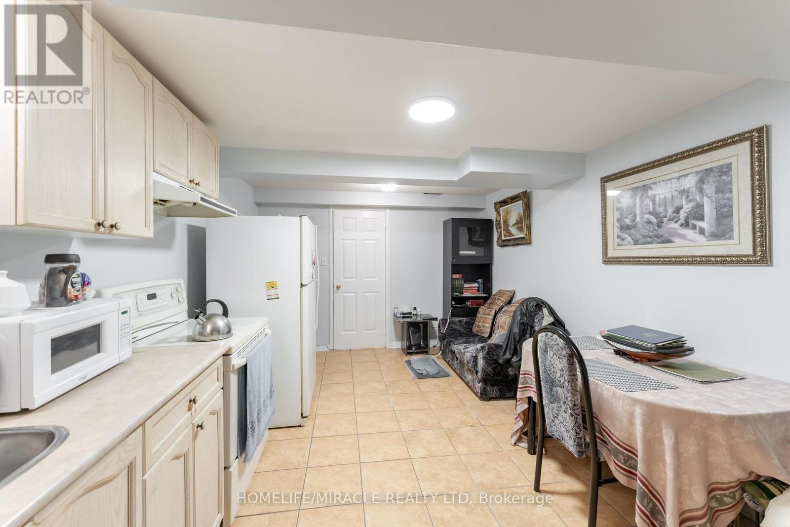 41 MILKWEED CRESCENT - Image 11