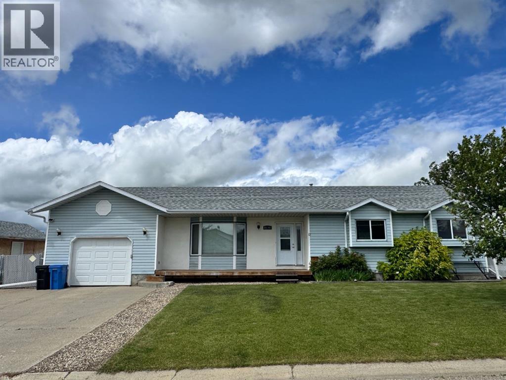 11300 110 Avenue Crescent - 1
