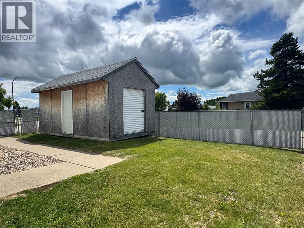 11300 110 Avenue Crescent - 40
