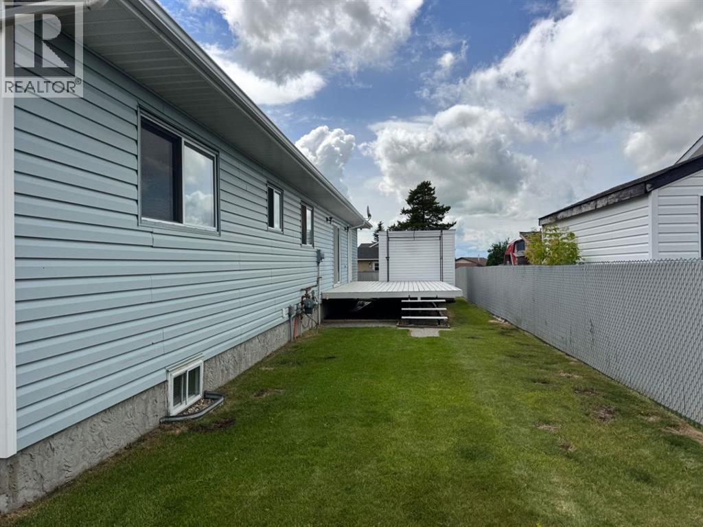 11300 110 Avenue Crescent - 45