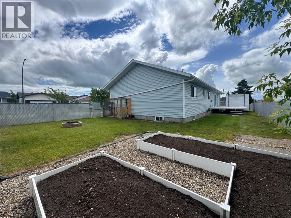 11300 110 Avenue Crescent - 46