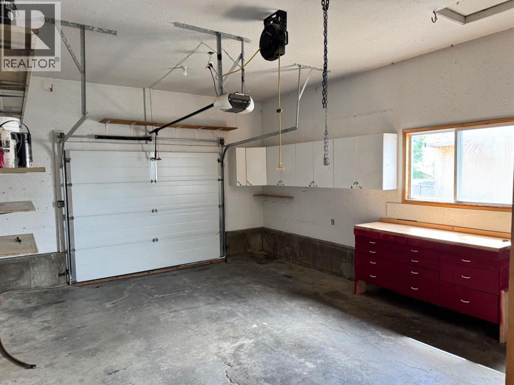 11300 110 Avenue Crescent - 48