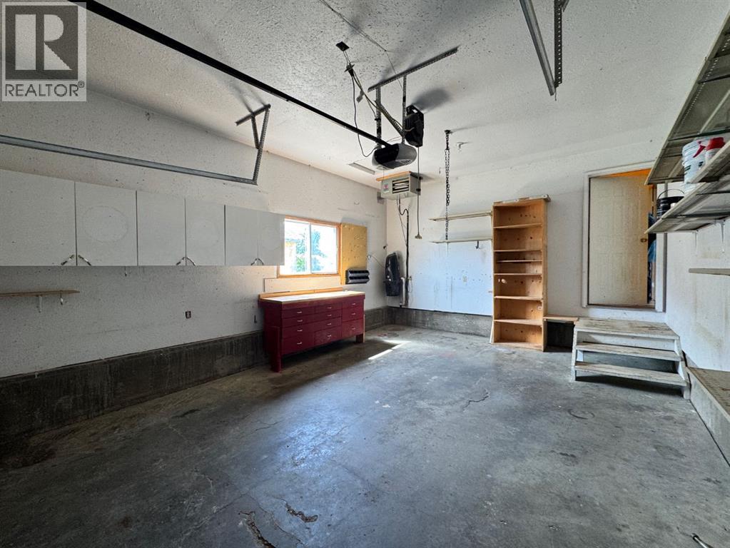 11300 110 Avenue Crescent - 49