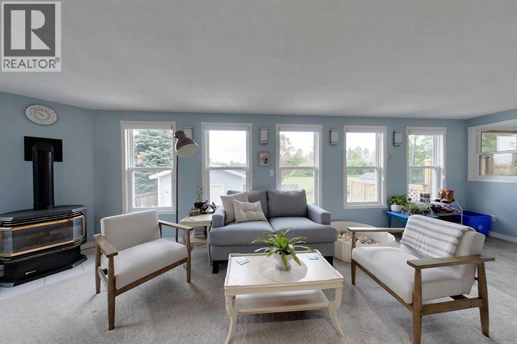 321 9 Street NE - 16