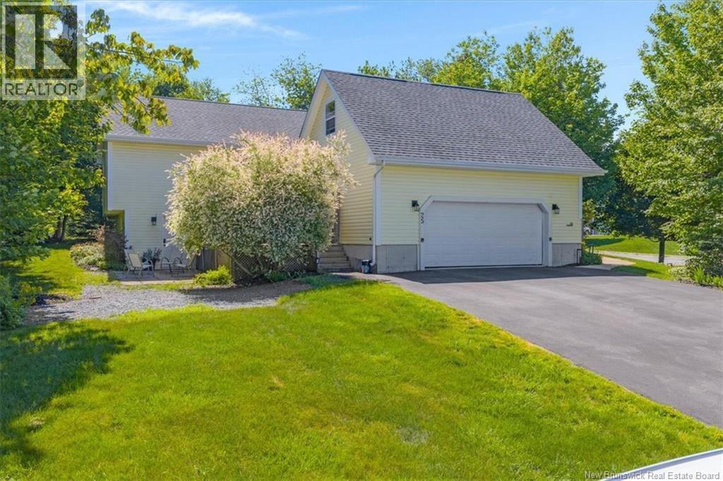 25 Carriage Way - Image 35