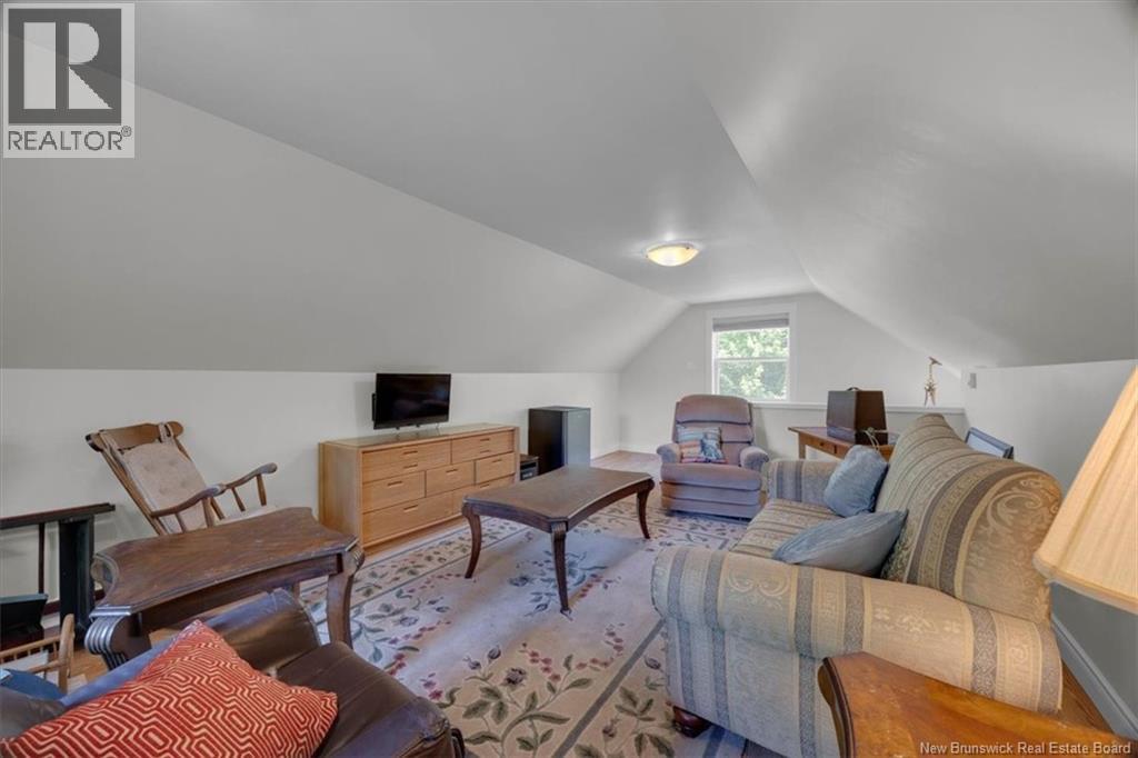 25 Carriage Way - Image 29