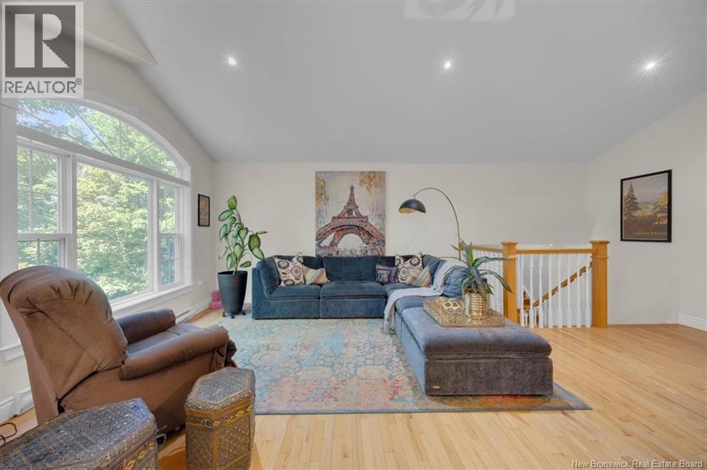 25 Carriage Way - Image 7