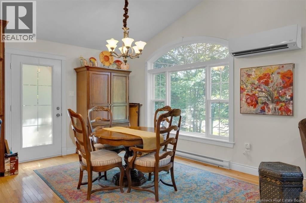 25 Carriage Way - Image 12
