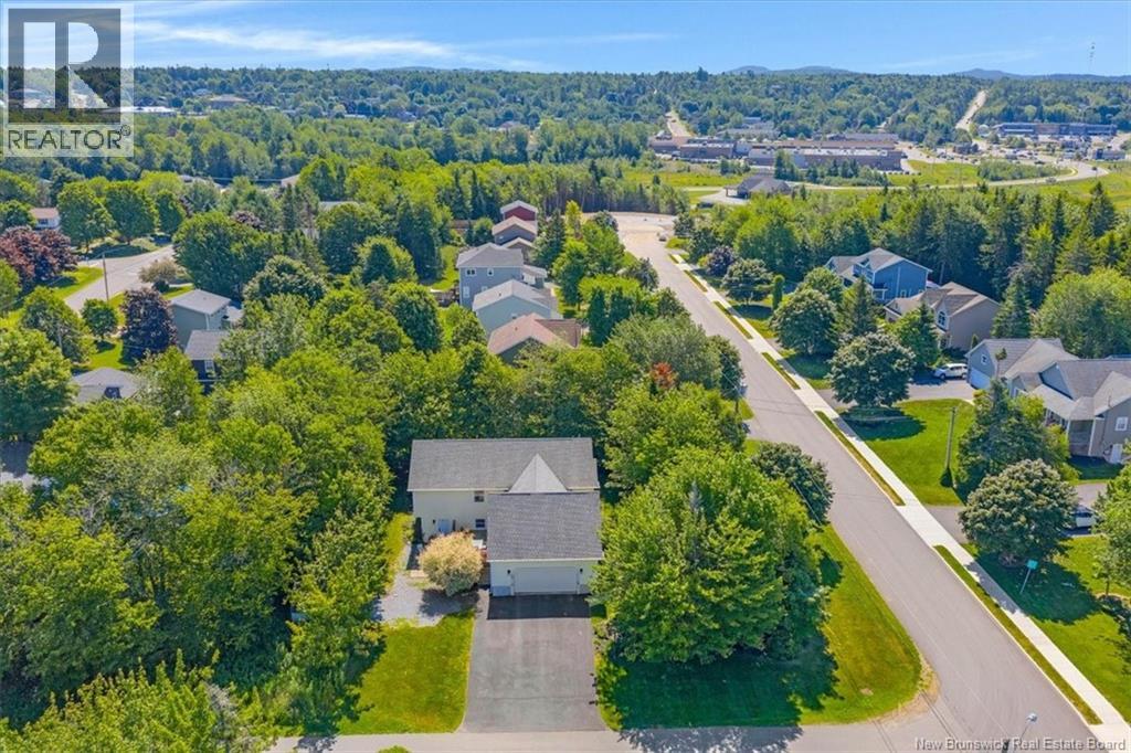 25 Carriage Way - Image 43