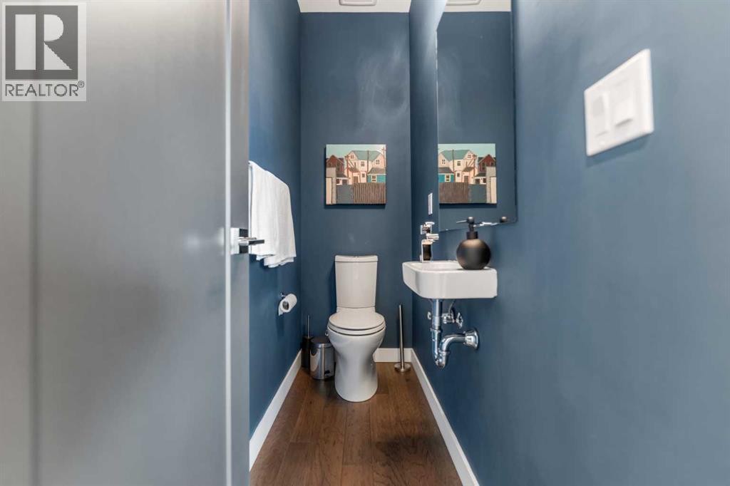 3040 Parkdale Boulevard NW - 9