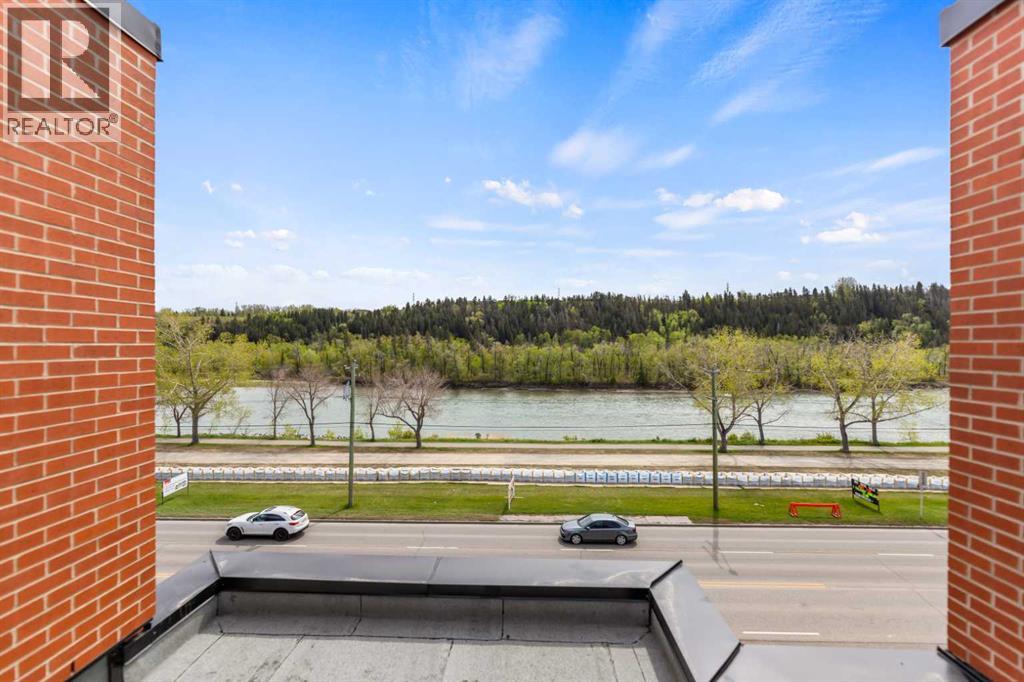 3040 Parkdale Boulevard NW - 2