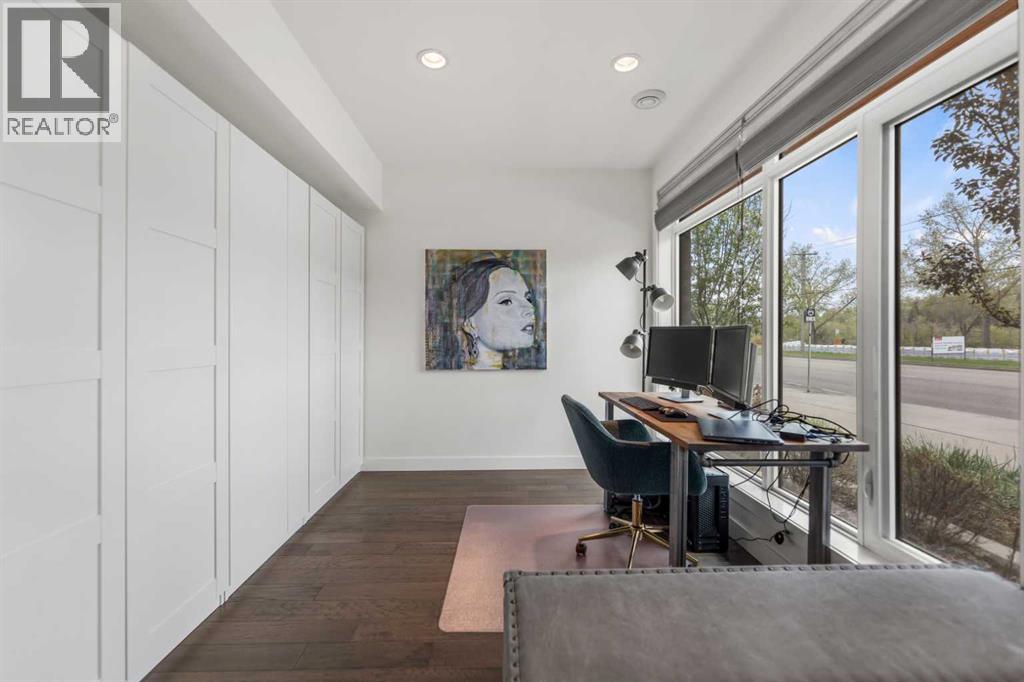 3040 Parkdale Boulevard NW - 8