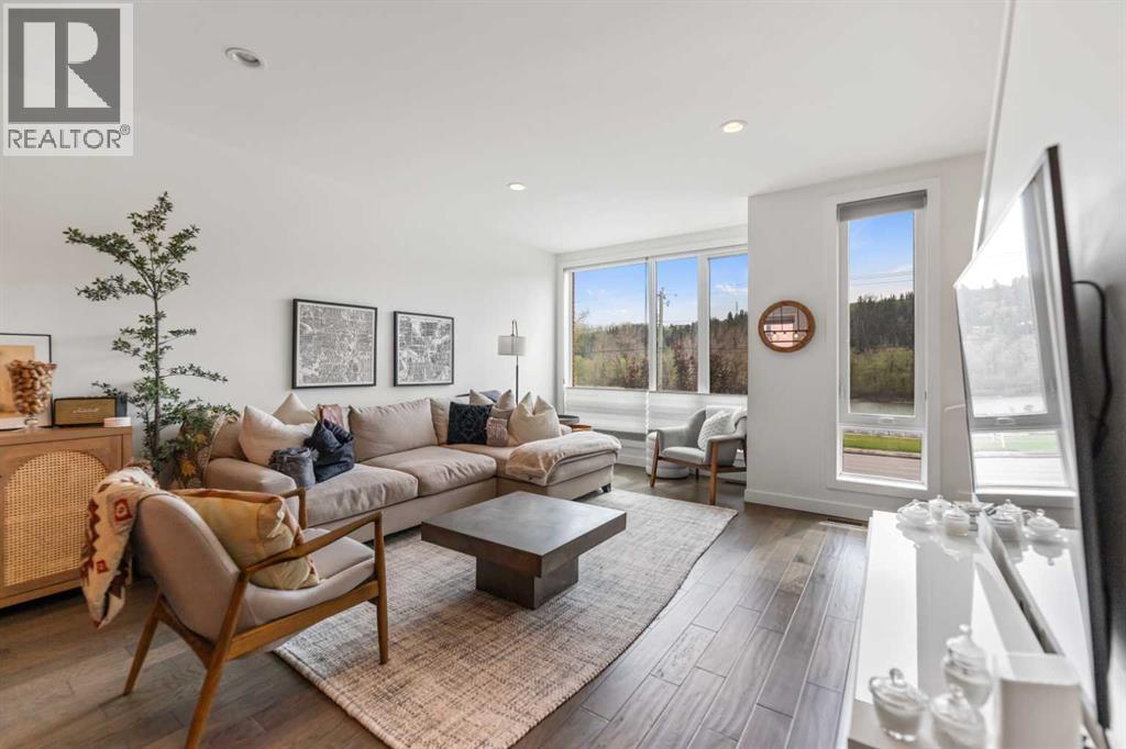3040 Parkdale Boulevard NW - 24