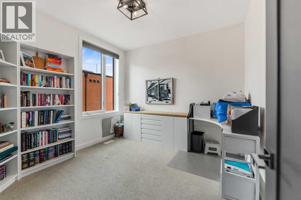 3040 Parkdale Boulevard NW - 26