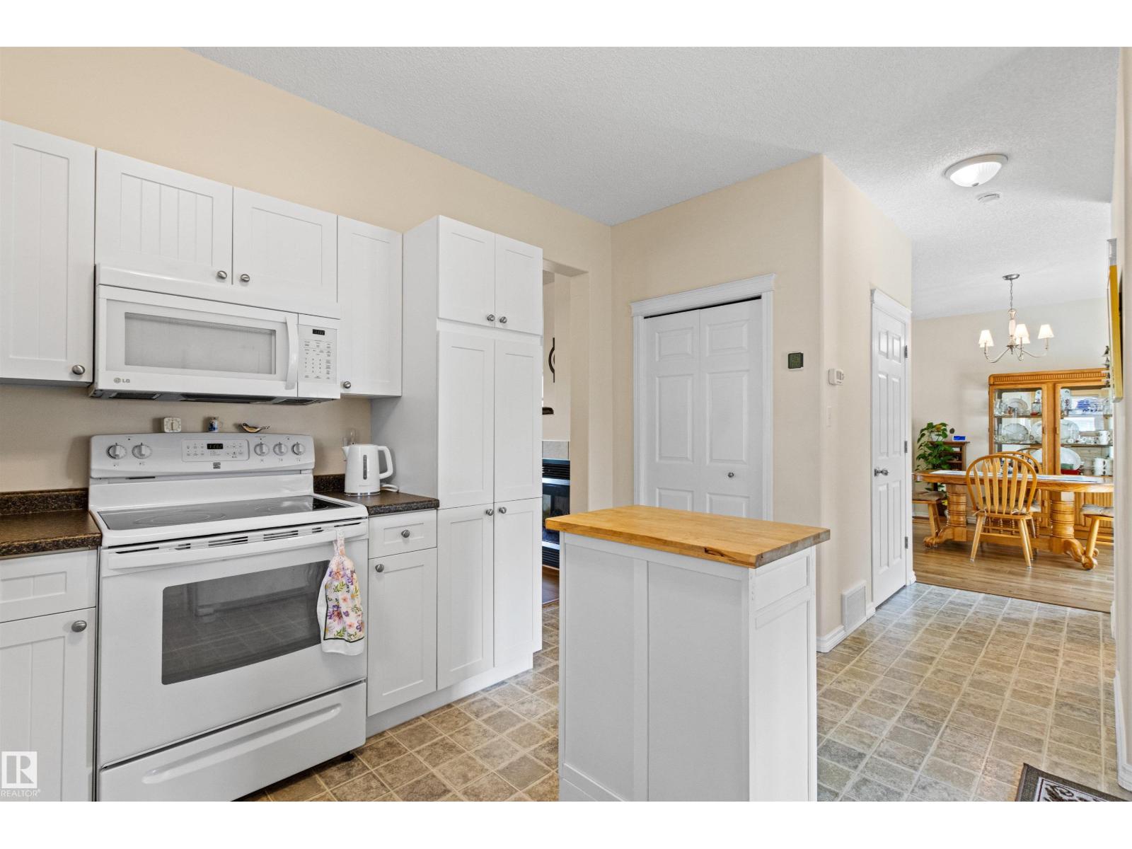 376 Paquin ST - 23