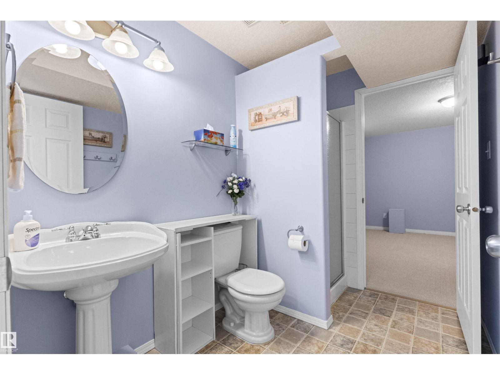 376 Paquin ST - 44
