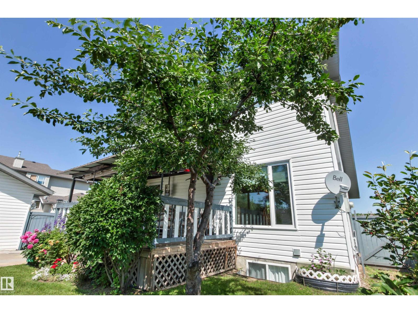 376 Paquin ST - 51