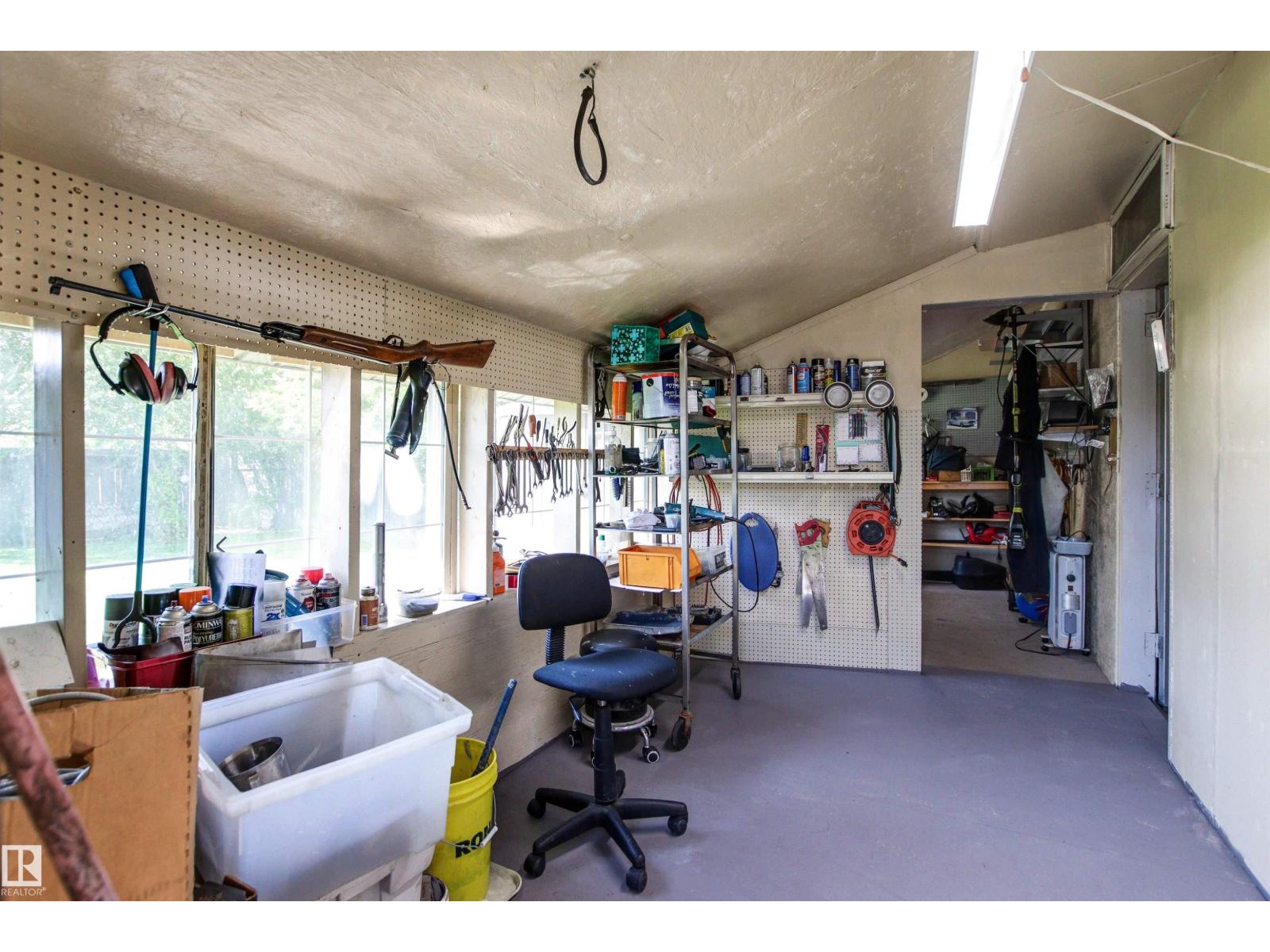 376 Paquin ST - 53