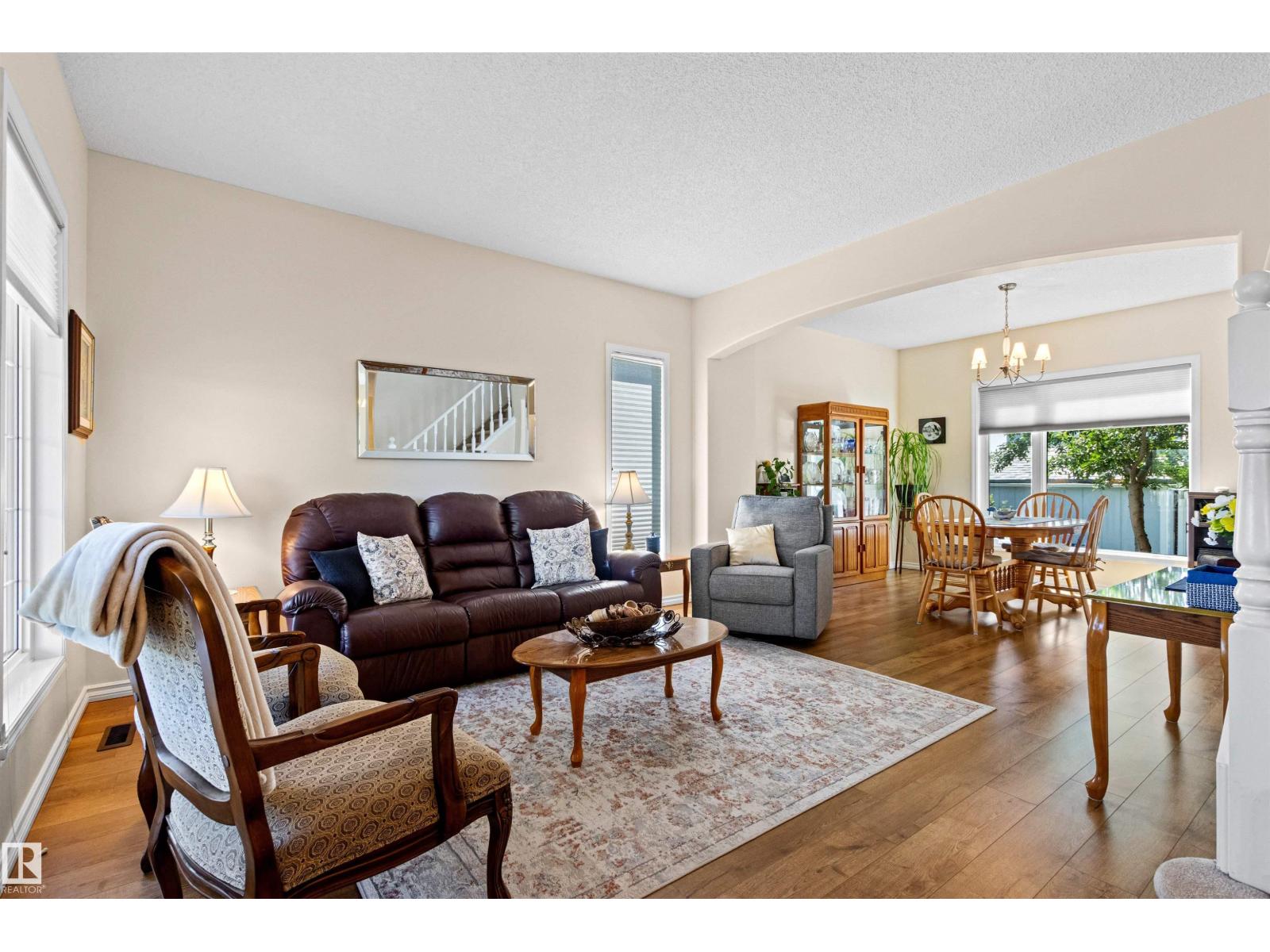 376 Paquin ST - 8