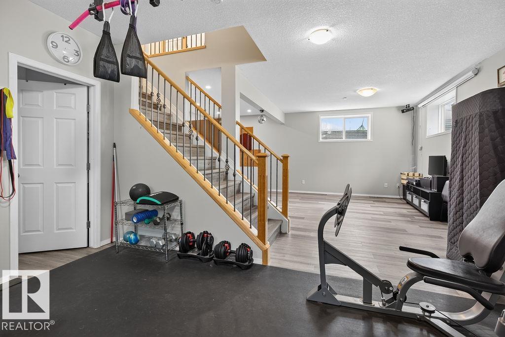 20431 57 AV NW - 47