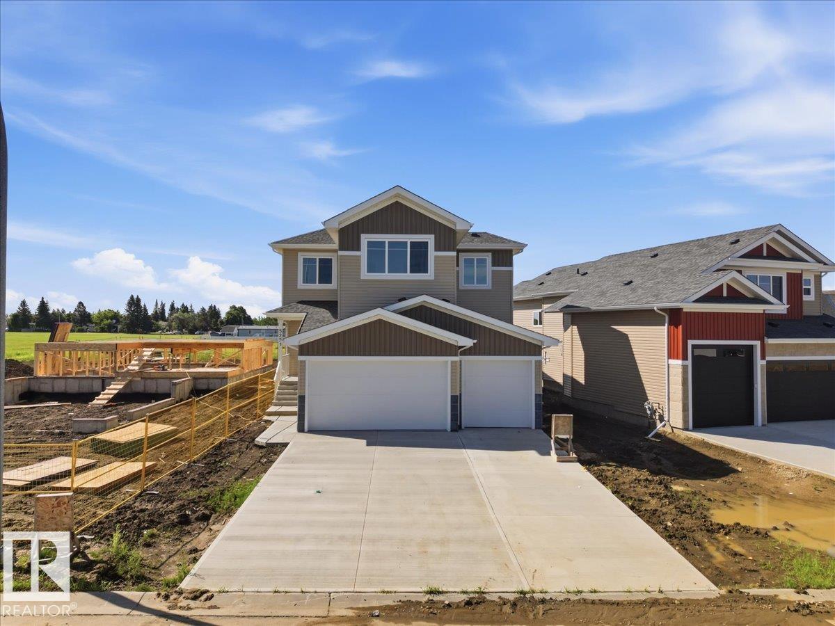 5221 47 ave - 1