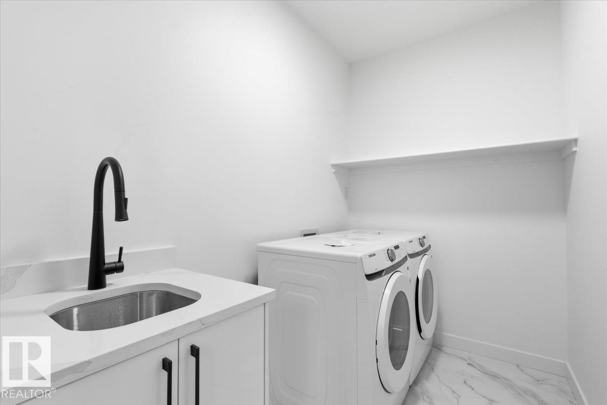 5221 47 ave - 31