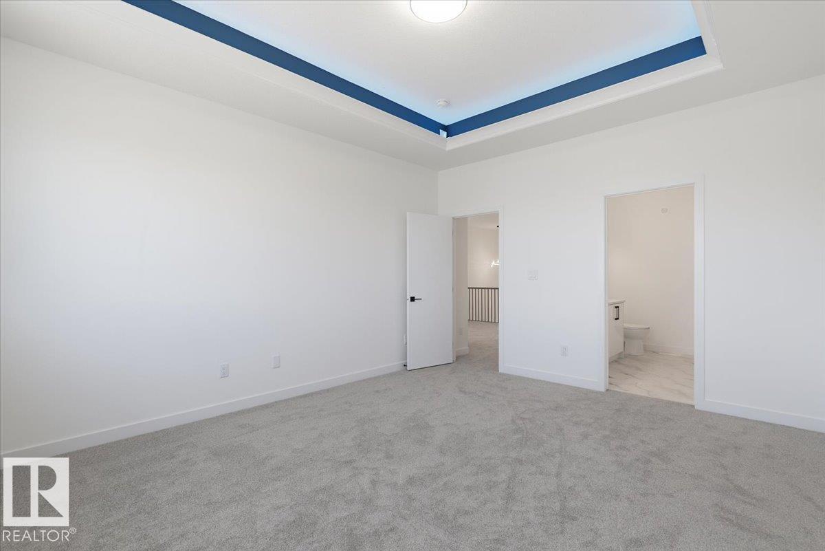 5221 47 ave - 33