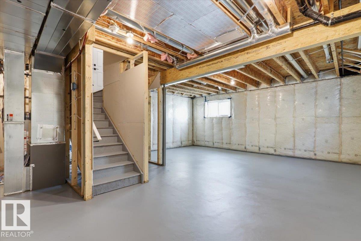 5221 47 ave - 41