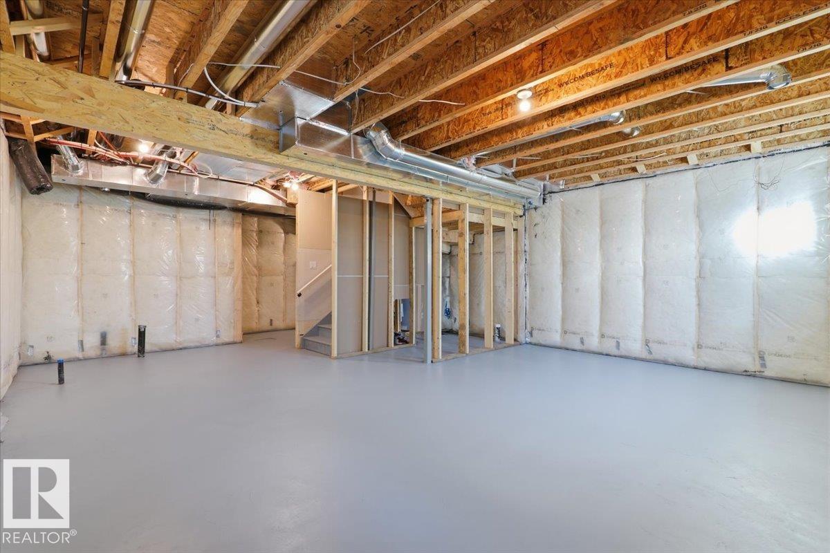 5221 47 ave - 42