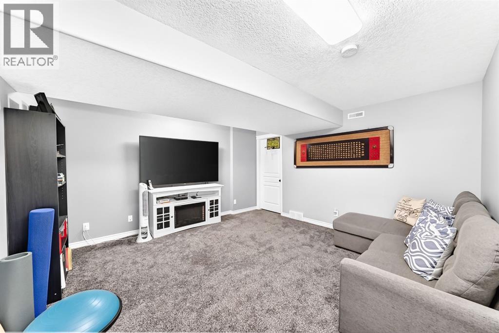 116 Kingsland Court SE - 40