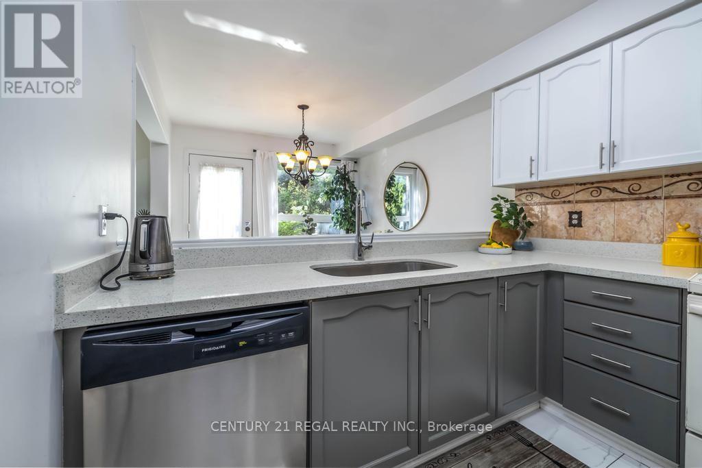 43 WATERTON CRESCENT - 10