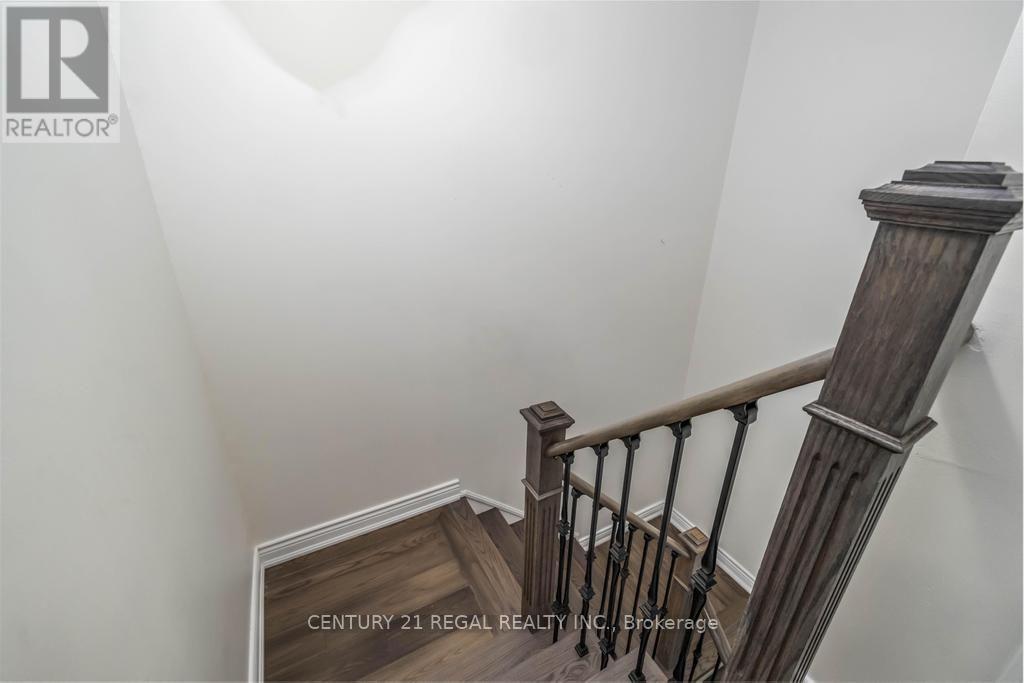 43 WATERTON CRESCENT - 17