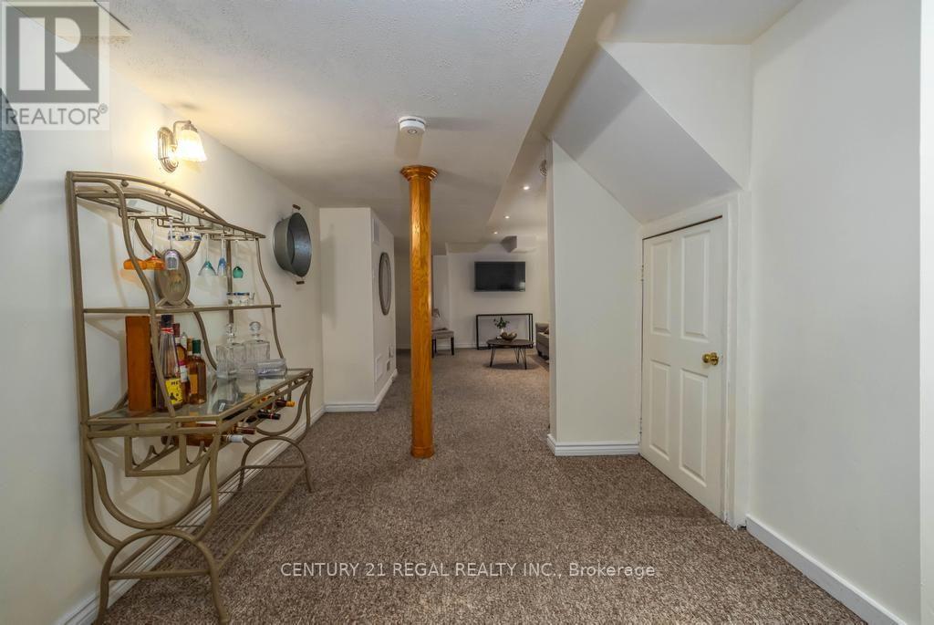43 WATERTON CRESCENT - 30