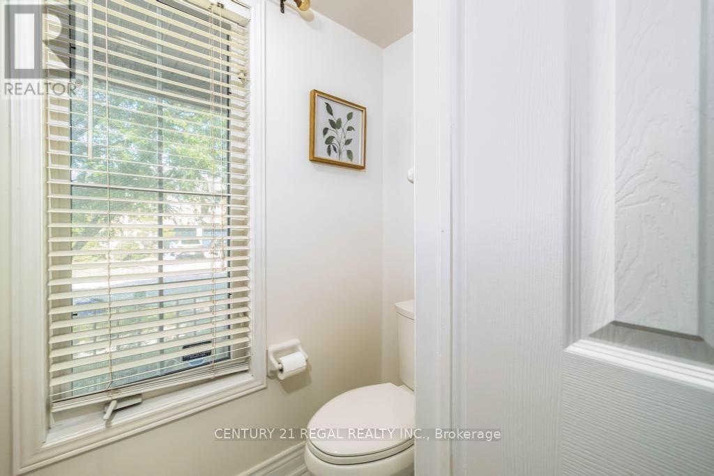 43 WATERTON CRESCENT - 5