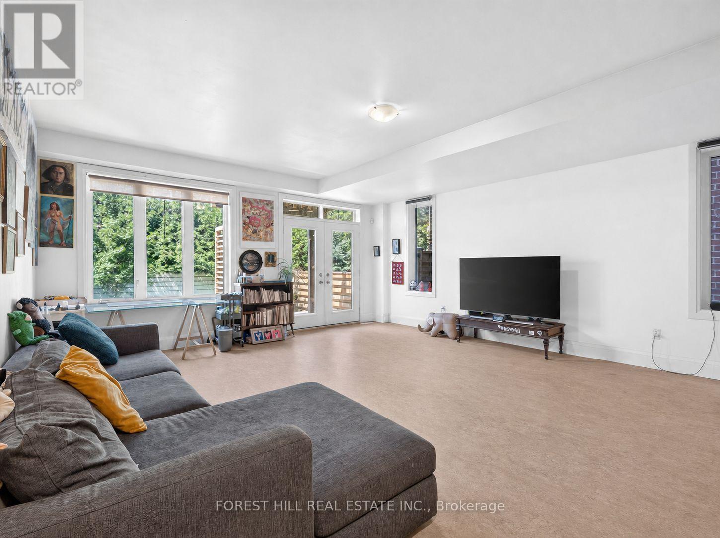 62 HESPERUS ROAD - 35