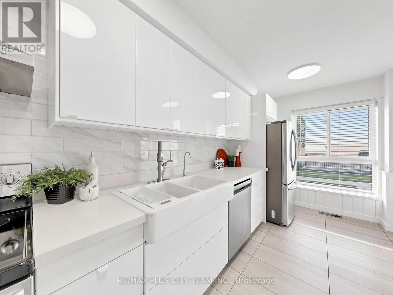 60 TANGLE BRIAR WAY - Image 11