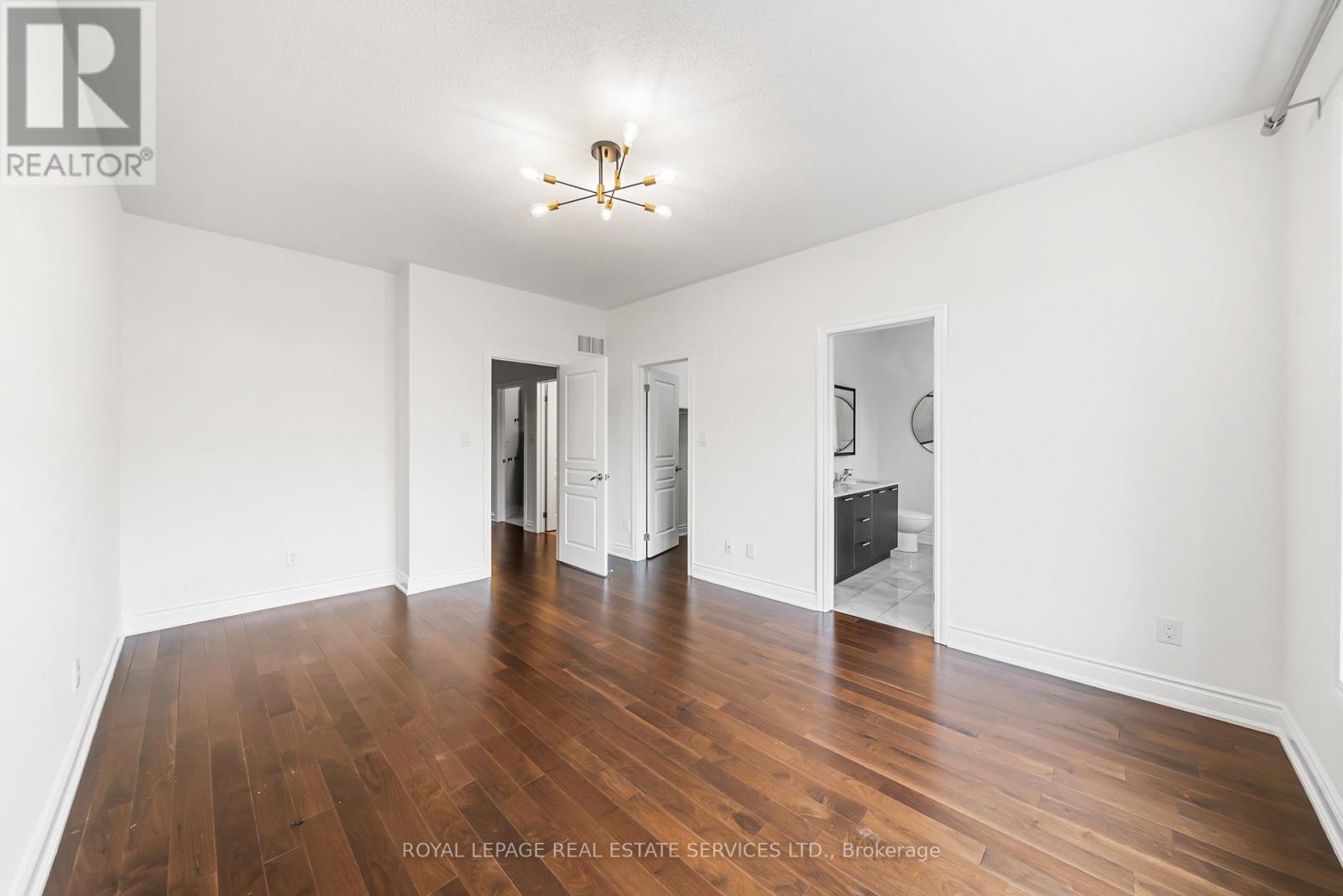 2083 GRANGE DRIVE - 25