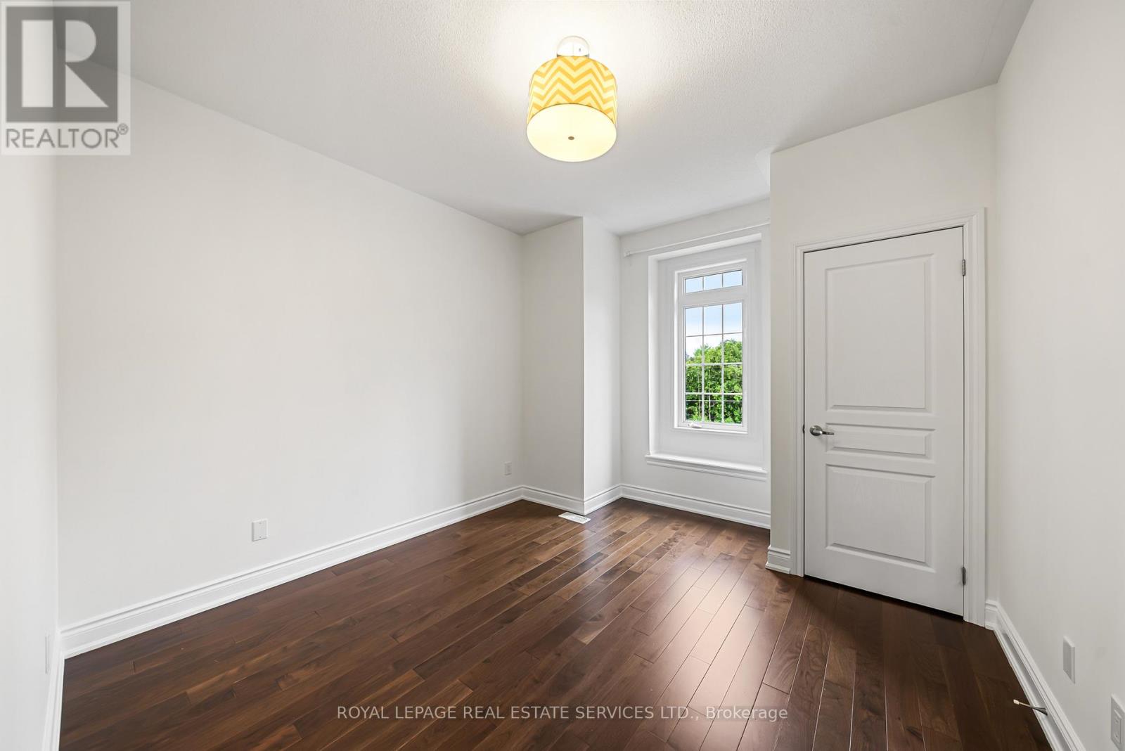 2083 GRANGE DRIVE - 36