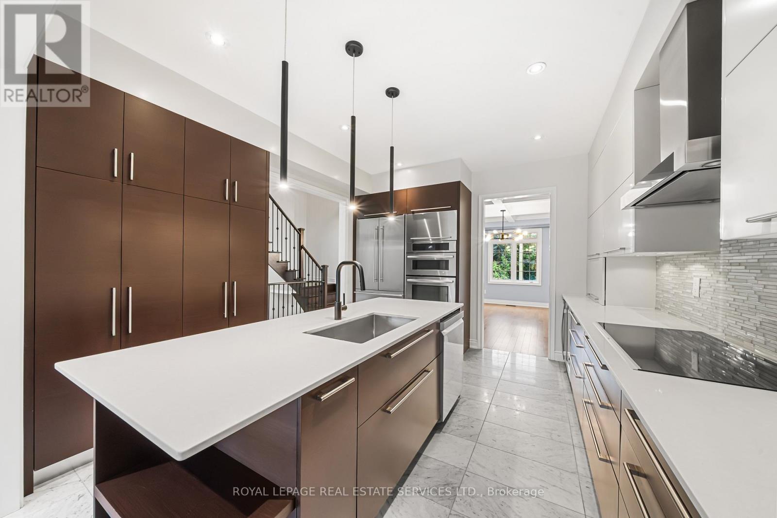 2083 GRANGE DRIVE - 5