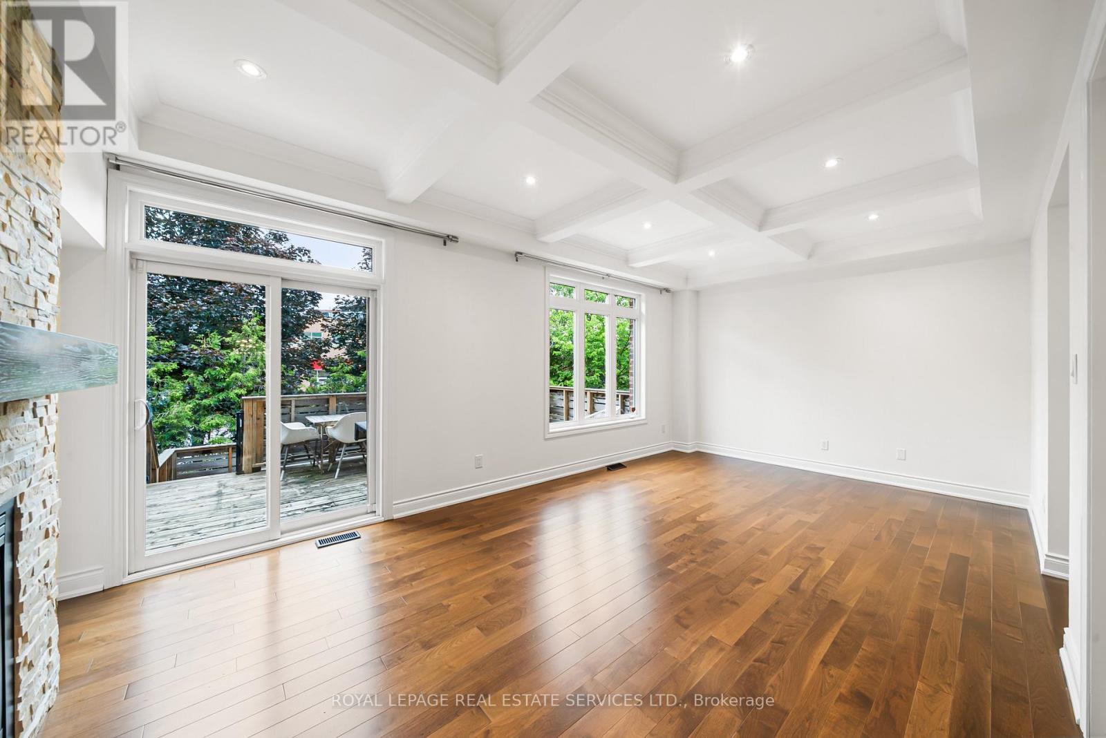 2083 GRANGE DRIVE - 9