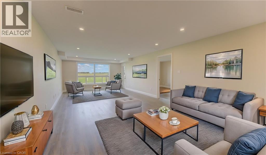 110 BEDELL Drive - Image 23