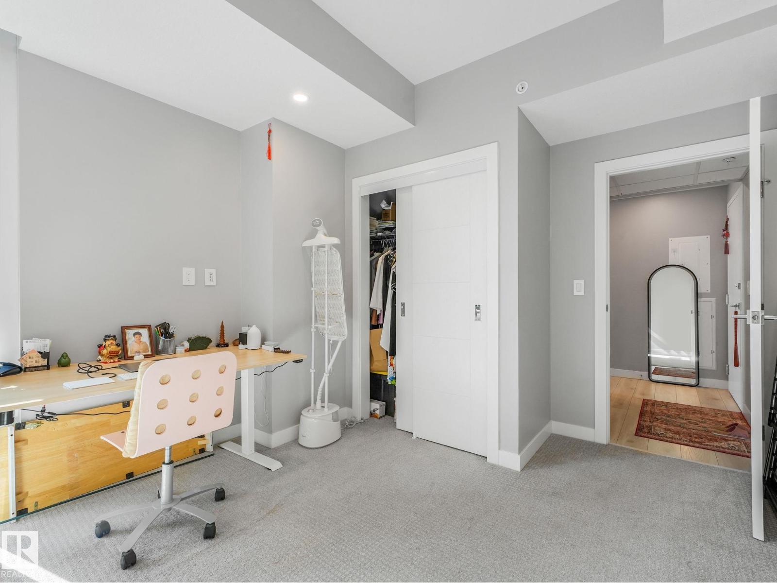 #1501 10180 103 ST NW - 23