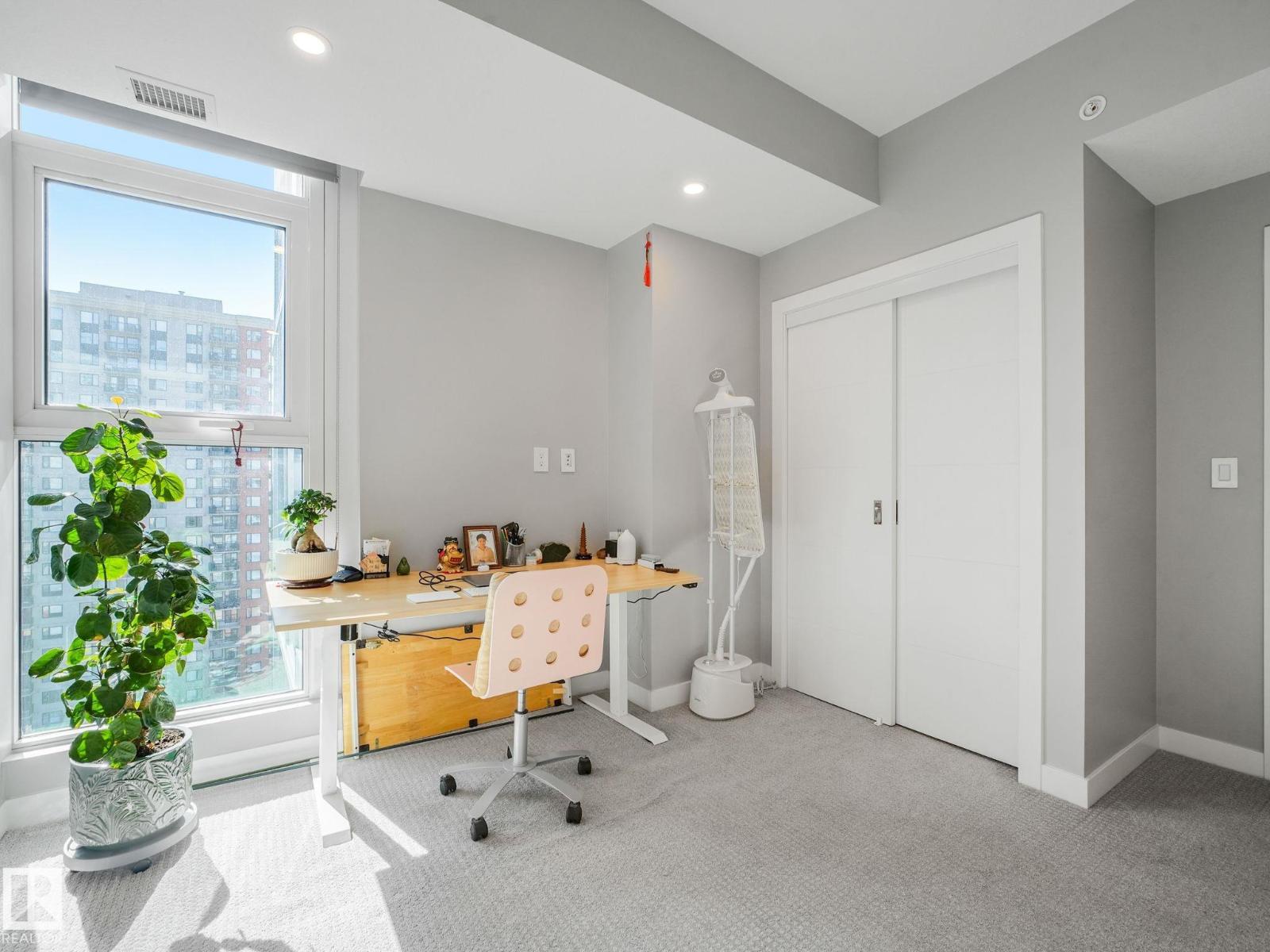 #1501 10180 103 ST NW - 24