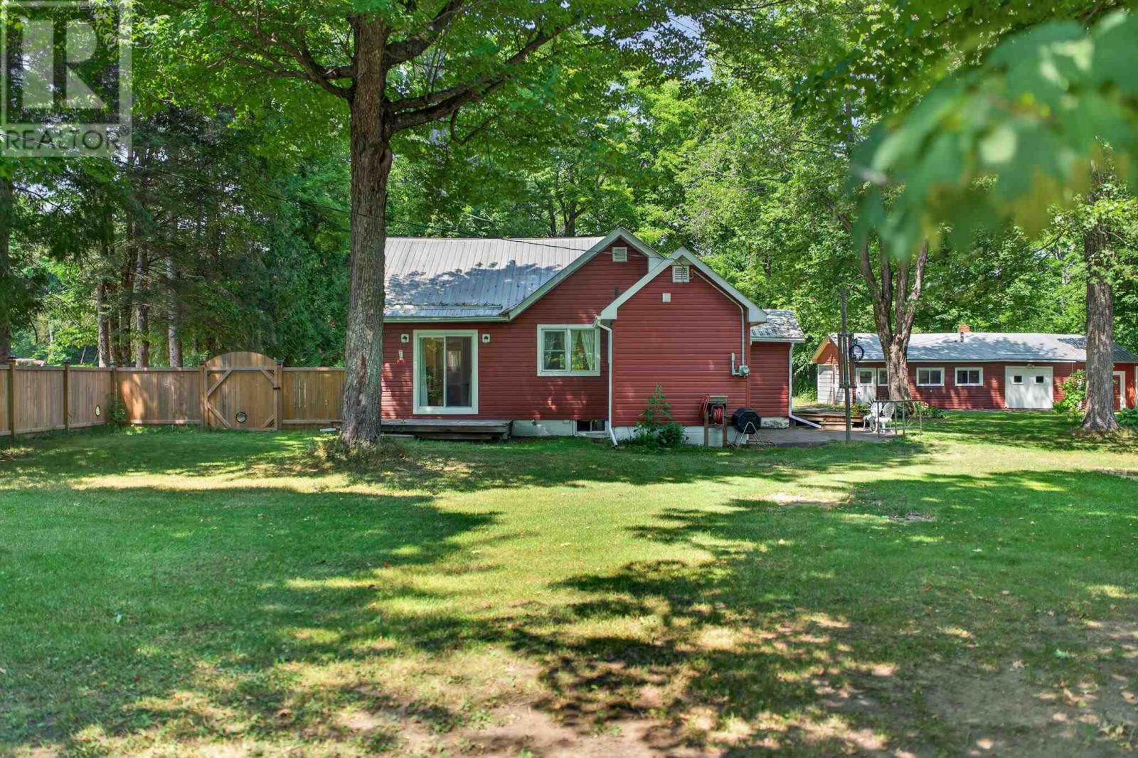 30 Rooley LN - 4