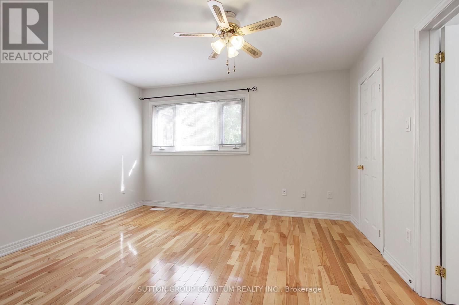 #14 336 QUEEN STREET S - 24