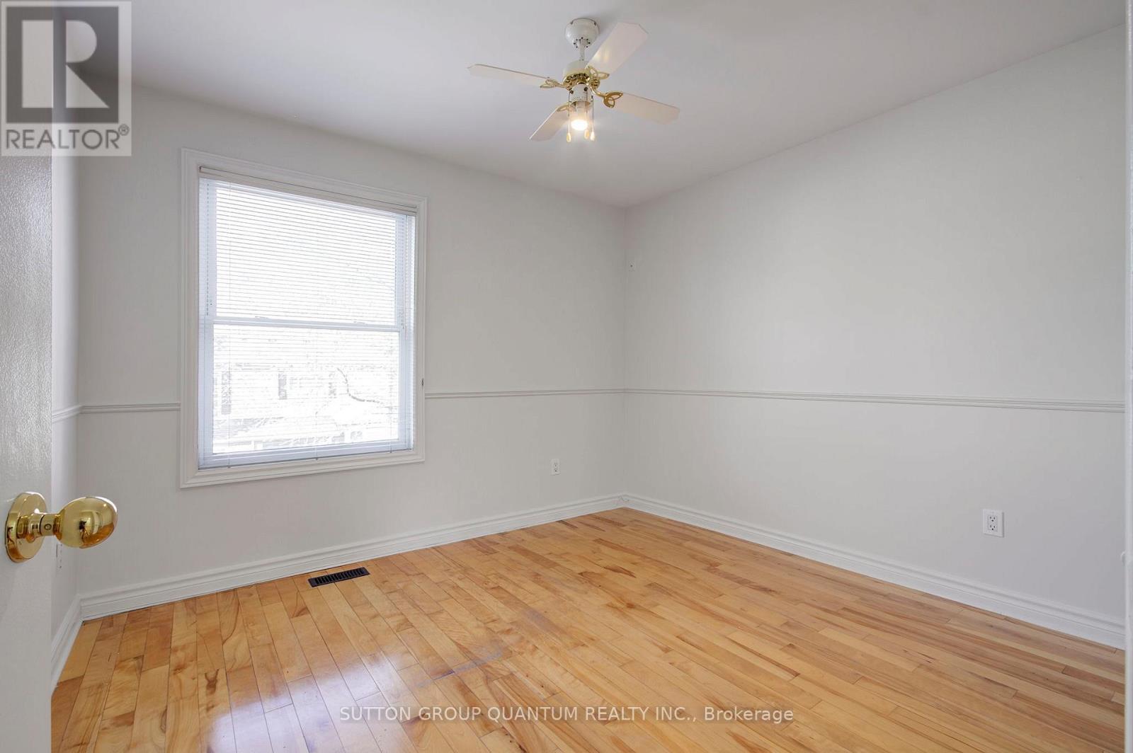#14 336 QUEEN STREET S - 32
